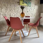 Feriehus Le So Art, Grande Maison 4 Chambres, Terrain De Petanque, Grand Jardin Clos, Flipper, Babyfoot, Jeux Arcade, Ping Pong,1 Km Mer, Proche Golf, Port En Bessin, Bayeux Et Plages Du Debarquement, Adaptee Enfants Commes