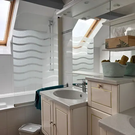 Le So Art, Grande Maison 4 Chambres, Terrain De Petanque, Grand Jardin Clos, Flipper, Babyfoot, Jeux Arcade, Ping Pong,1 Km Mer, Proche Golf, Port En Bessin, Bayeux Et Plages Du Debarquement, Adaptee Enfants Commes