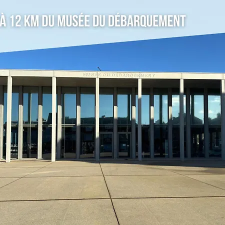 Feriehus Le So Art, Grande Maison 4 Chambres, Terrain De Petanque, Grand Jardin Clos, Flipper, Babyfoot, Jeux Arcade, Ping Pong,1 Km Mer, Proche Golf, Port En Bessin, Bayeux Et Plages Du Debarquement, Adaptee Enfants