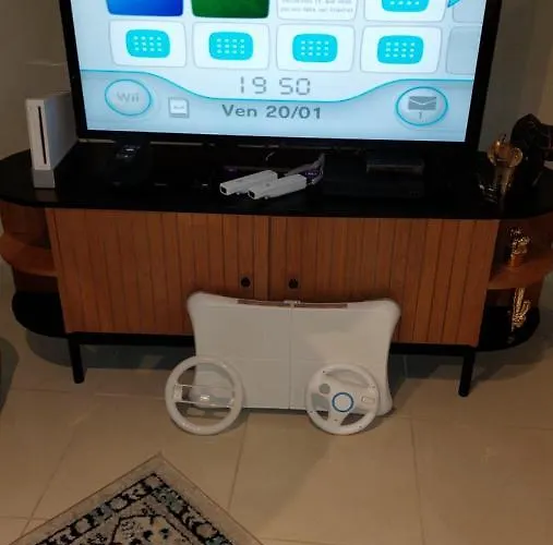 Grande Maison , Jardin,flipper,babyfoot, Ping Pong, Proche Golf, Port En Bessin, Bayeux Et Plages Du Débarquement, Adaptée Enfants Commes