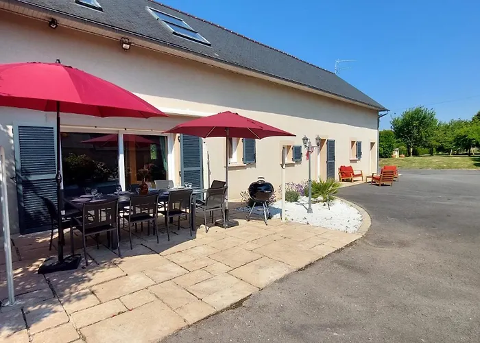 Grande Maison , Jardin,flipper,babyfoot, Ping Pong, Proche Golf, Port En Bessin, Bayeux Et Plages Du Débarquement, Adaptée Enfants Hébergement de vacances *