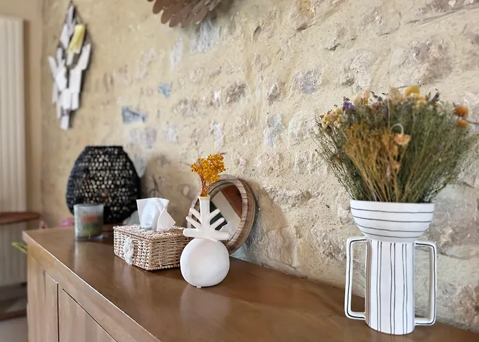 Hébergement de vacances Grande Maison , Jardin,flipper,babyfoot, Ping Pong, Proche Golf, Port En Bessin, Bayeux Et Plages Du Débarquement, Adaptée Enfants *