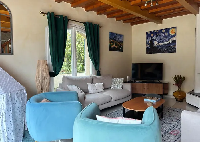 Grande Maison , Jardin,flipper,babyfoot, Ping Pong, Proche Golf, Port En Bessin, Bayeux Et Plages Du Débarquement, Adaptée Enfants * Commes